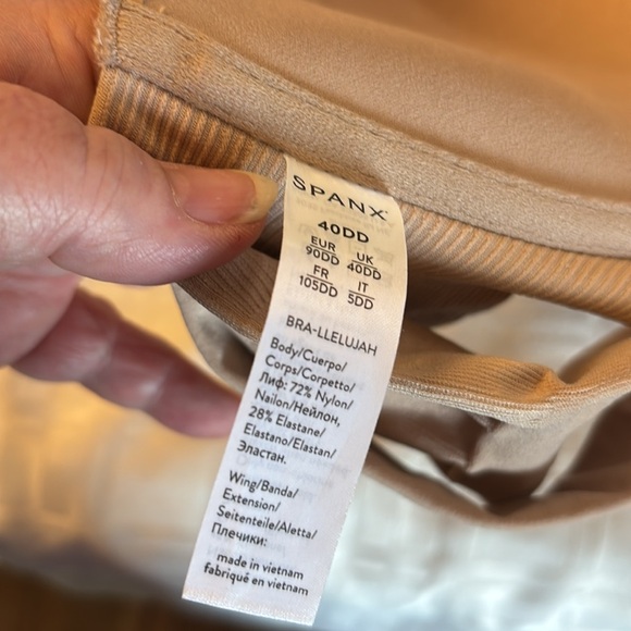 Spanx Bra-llelujah! Lightly Lined Full Coverage Front Hook Underwire Bra - Picture 9 of 9